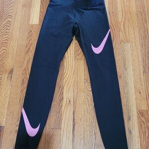 Nike Kids Leggings in Black with Pink Swoosh
